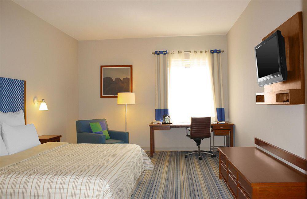Guadalupe  Four Points By Sheraton Monterrey Linda Vista מראה חיצוני תמונה